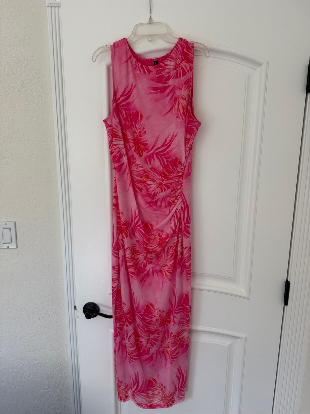 Sleeveless Pink Floral Print Maxi Dress